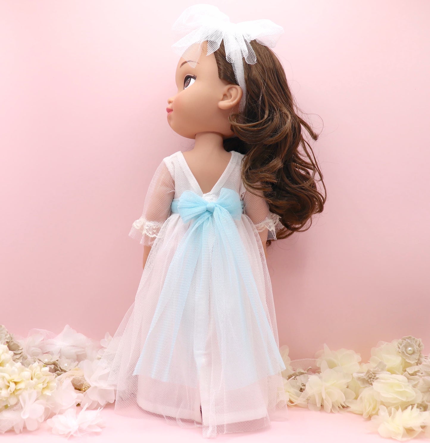 Muñeca de comunión personalizada con vestido Olympia Cava
