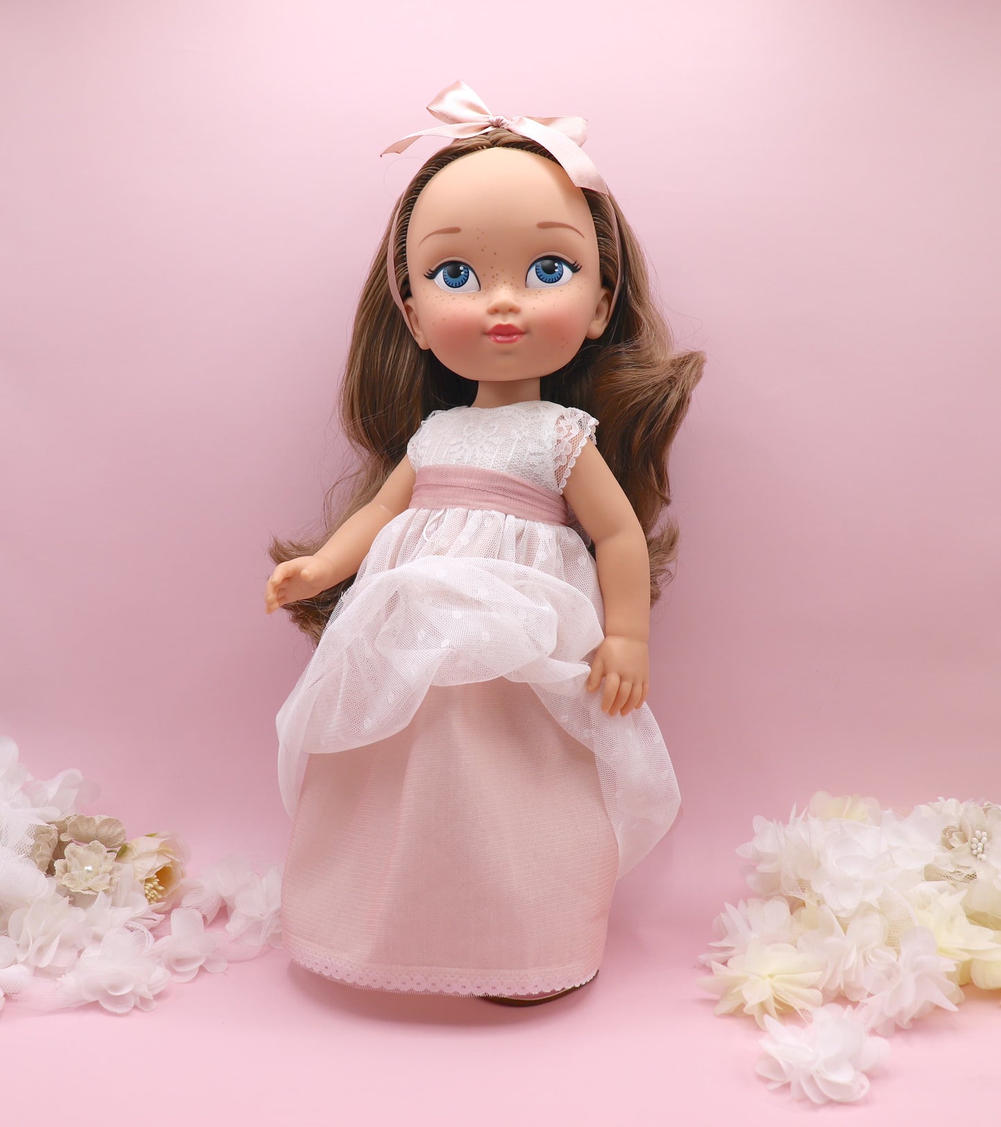 Muñeca de comunión personalizada con vestido Nicole PLUMETI ROSA