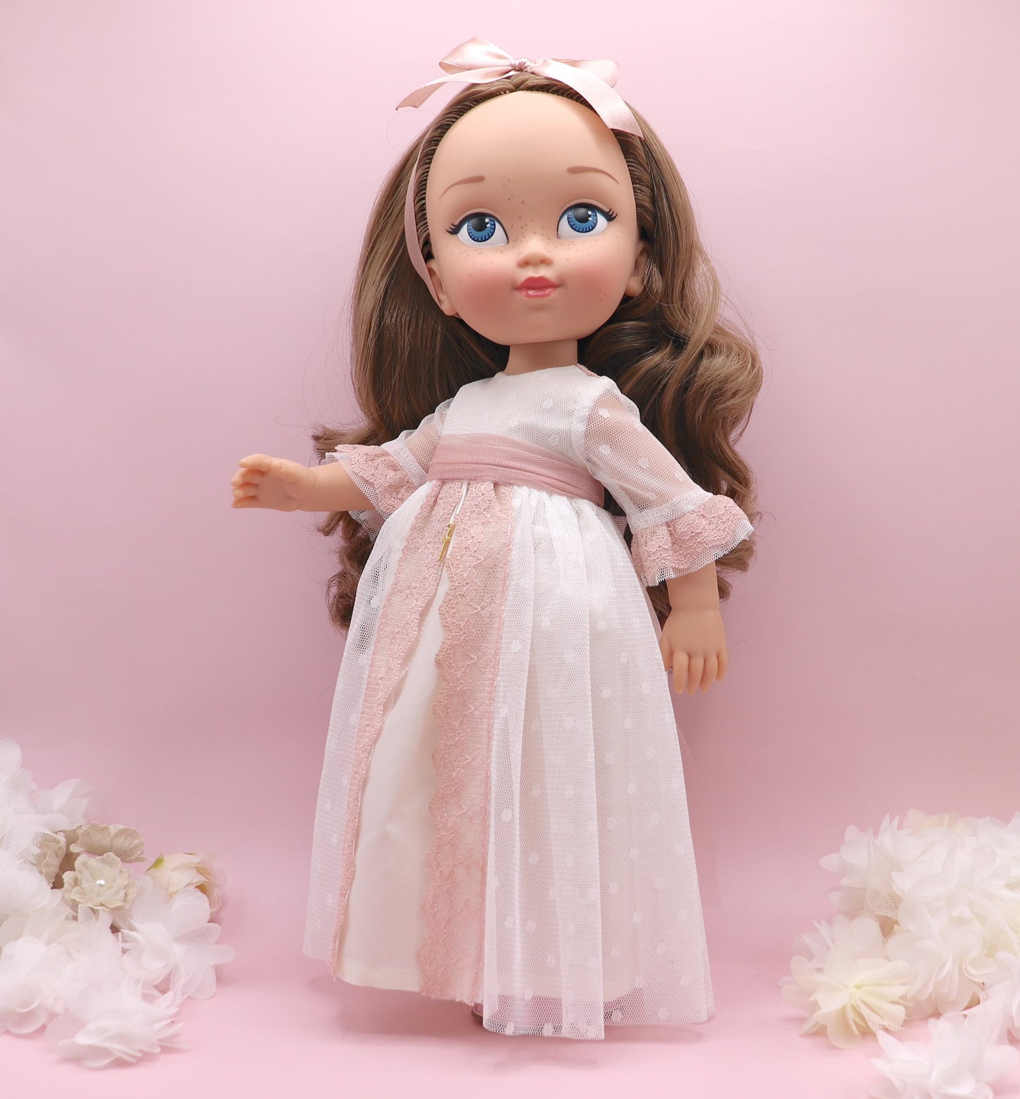 Muñeca de comunión personalizada con vestido ACUARELA PLUMETI ROSA