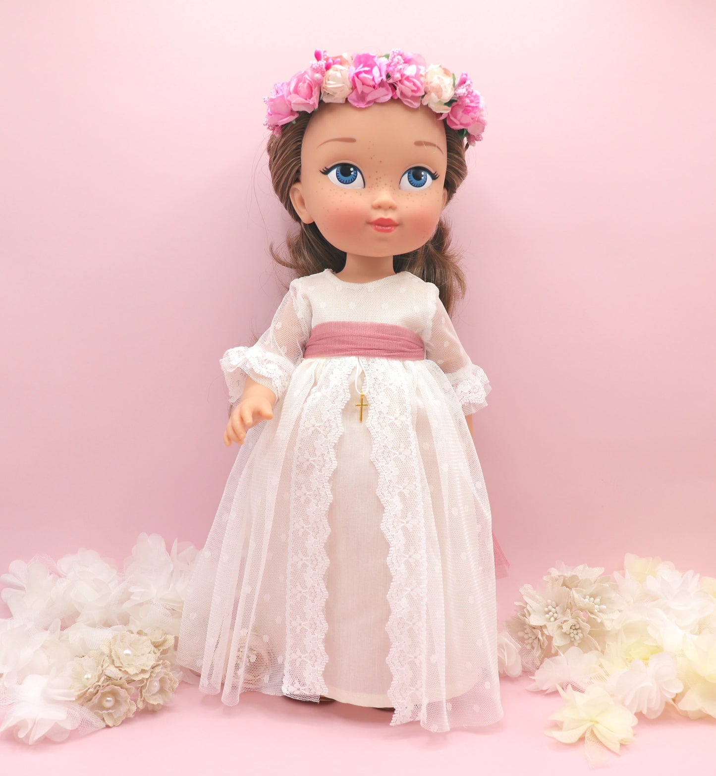 Muñeca de comunión personalizada con vestido ACUARELA PLUMETI BLANCO