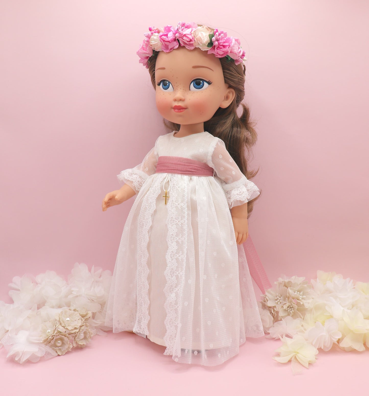 Muñeca de comunión personalizada con vestido ACUARELA PLUMETI BLANCO