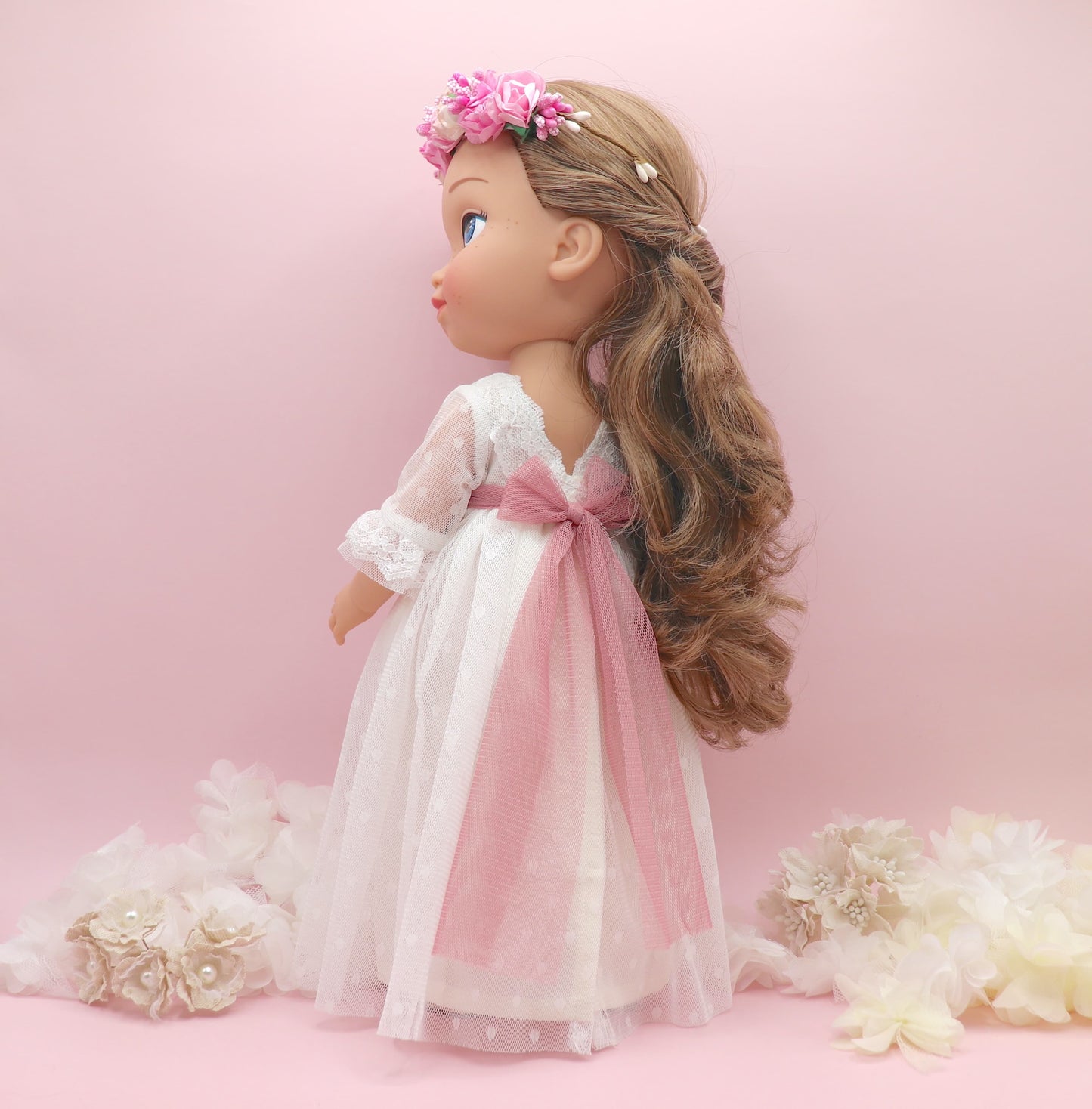 Muñeca de comunión personalizada con vestido ACUARELA PLUMETI BLANCO
