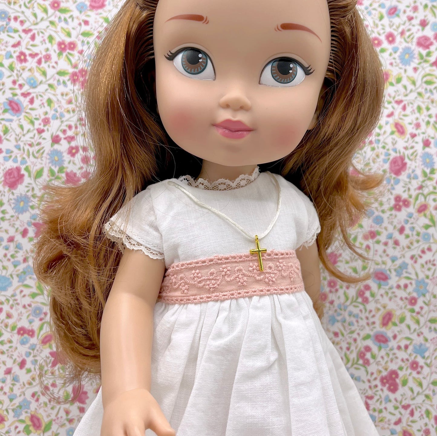 Muñeca de comunión personalizada con vestido Rebecca Lino