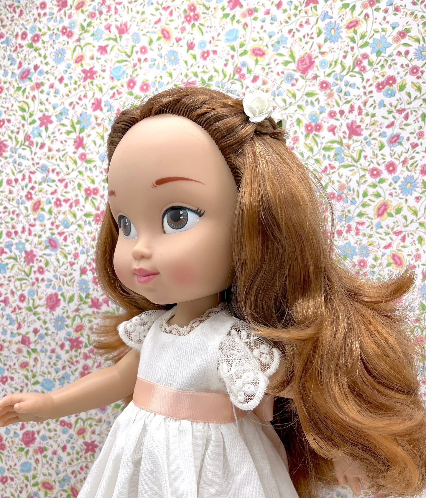 Semirecogido trenzas simples- peinado muñeca