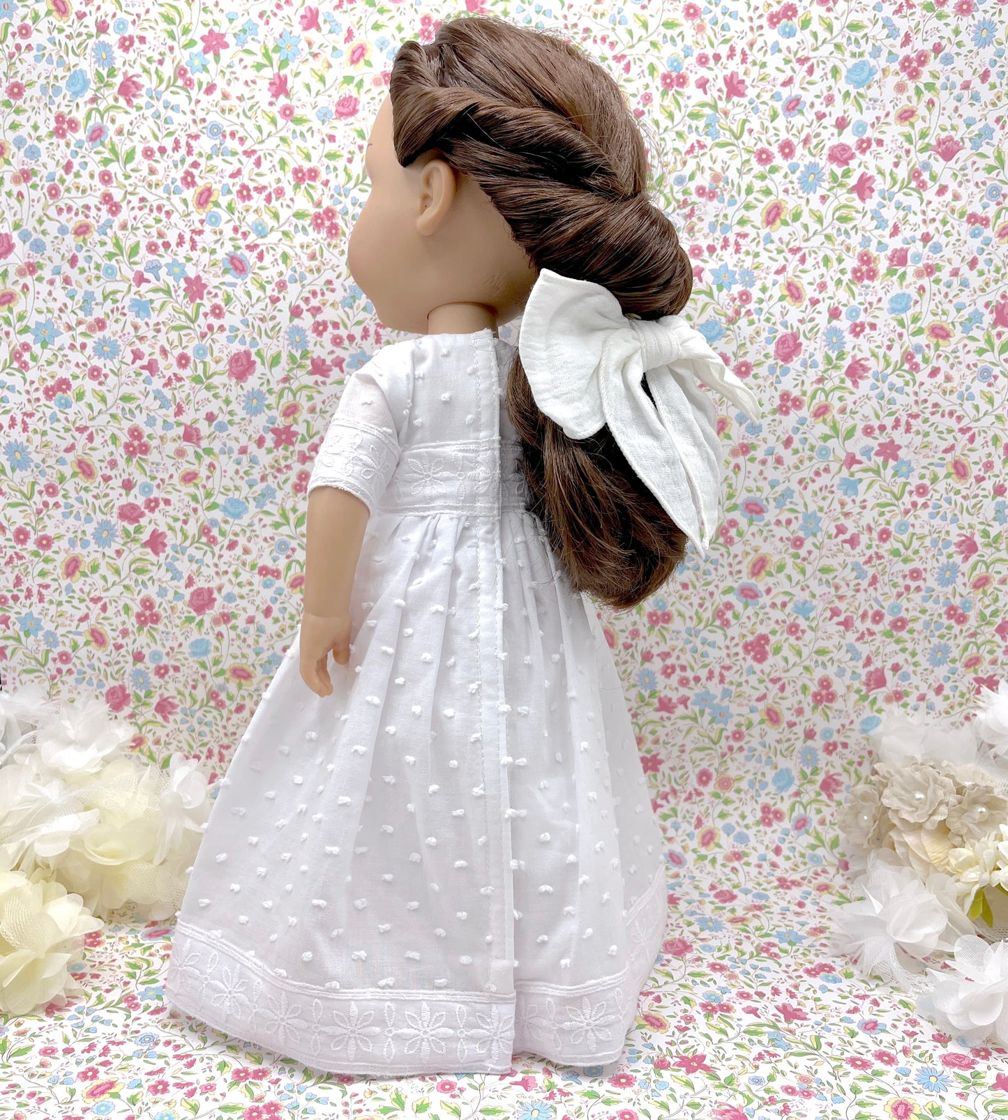 Muñeca de comunión personalizada con vestido Martha Plumeti