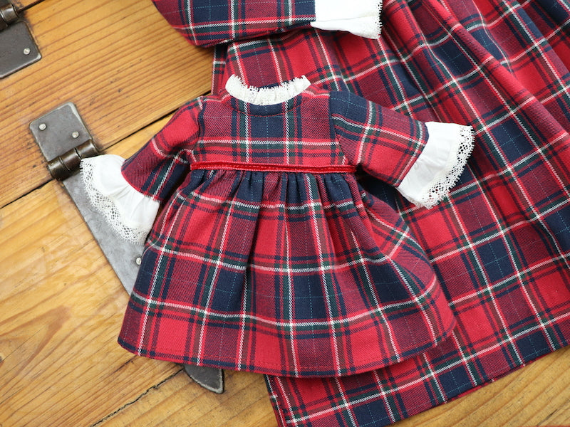 Vestido Xadrez de Natal – Boneca