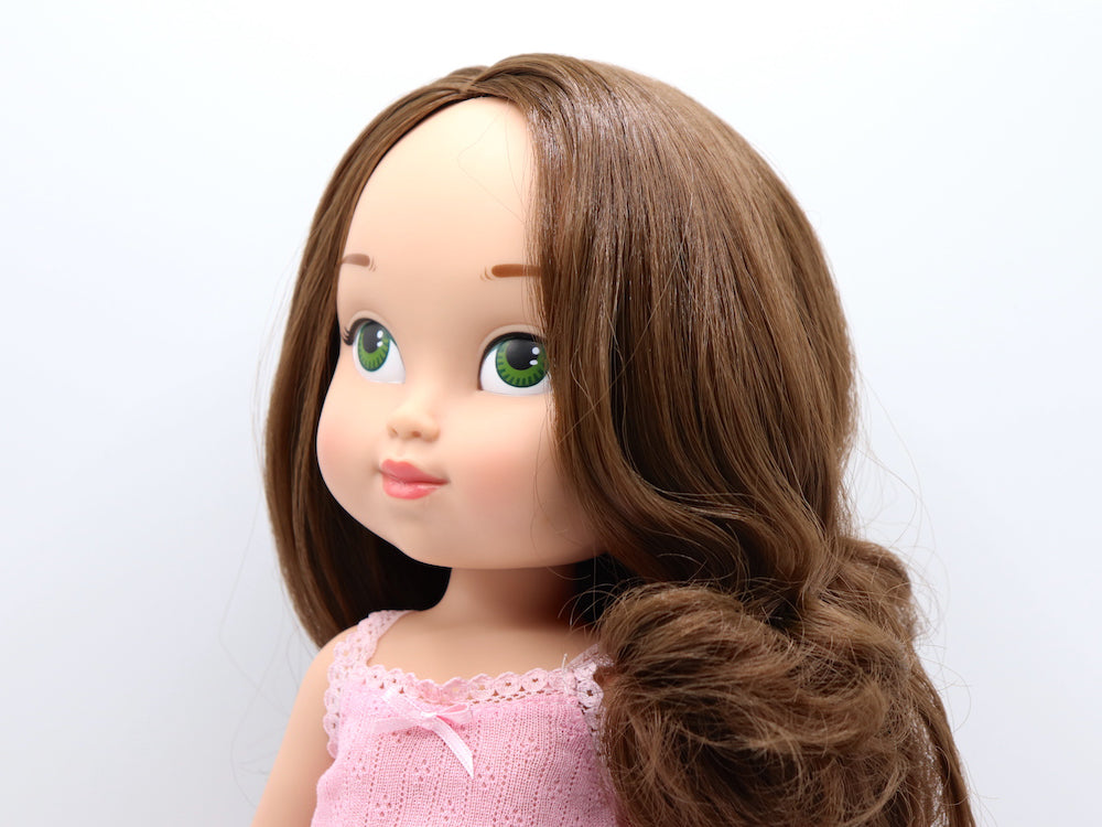 Muñeca morena de ojos verdes personalizada My little twin
