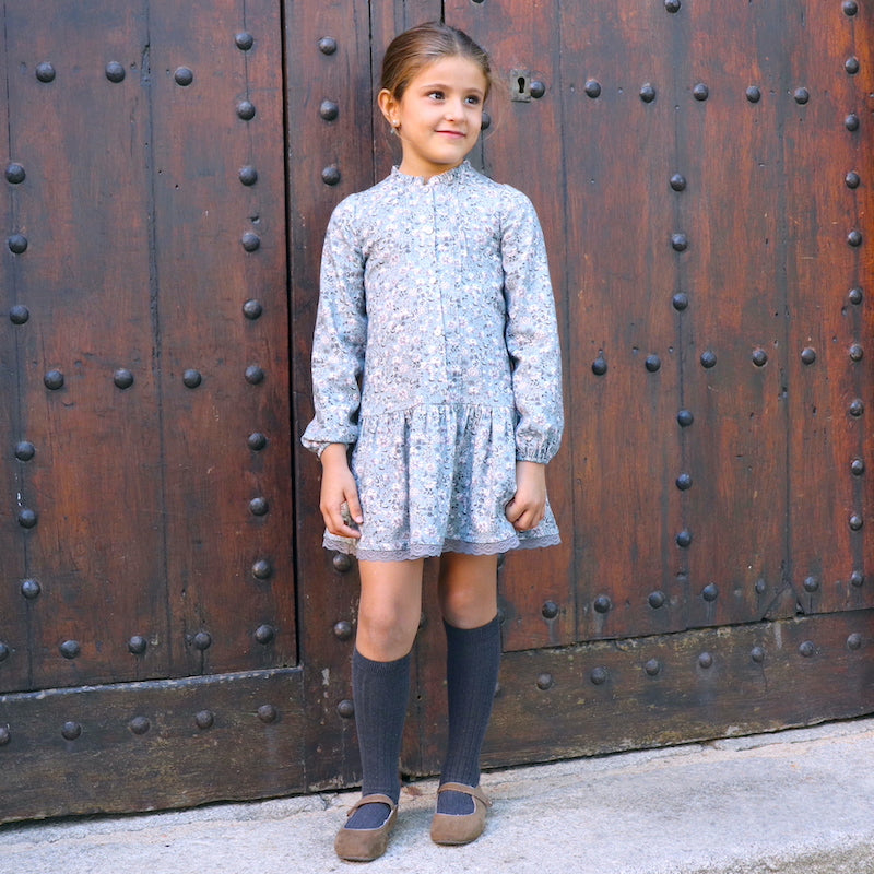 Vestido camisero con flores verde menta para niña