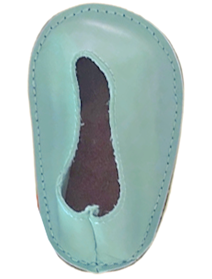 Basic colored court shoe – Muñeca