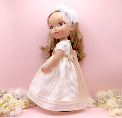 Muñeca de comunión personalizada con vestido Pandora otomán