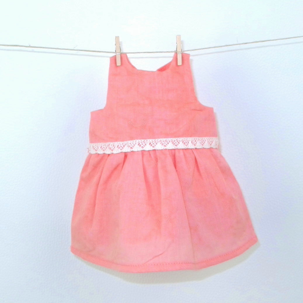 Vestido de verano Coral con puntilla, forro y cremallera  –  Muñeca