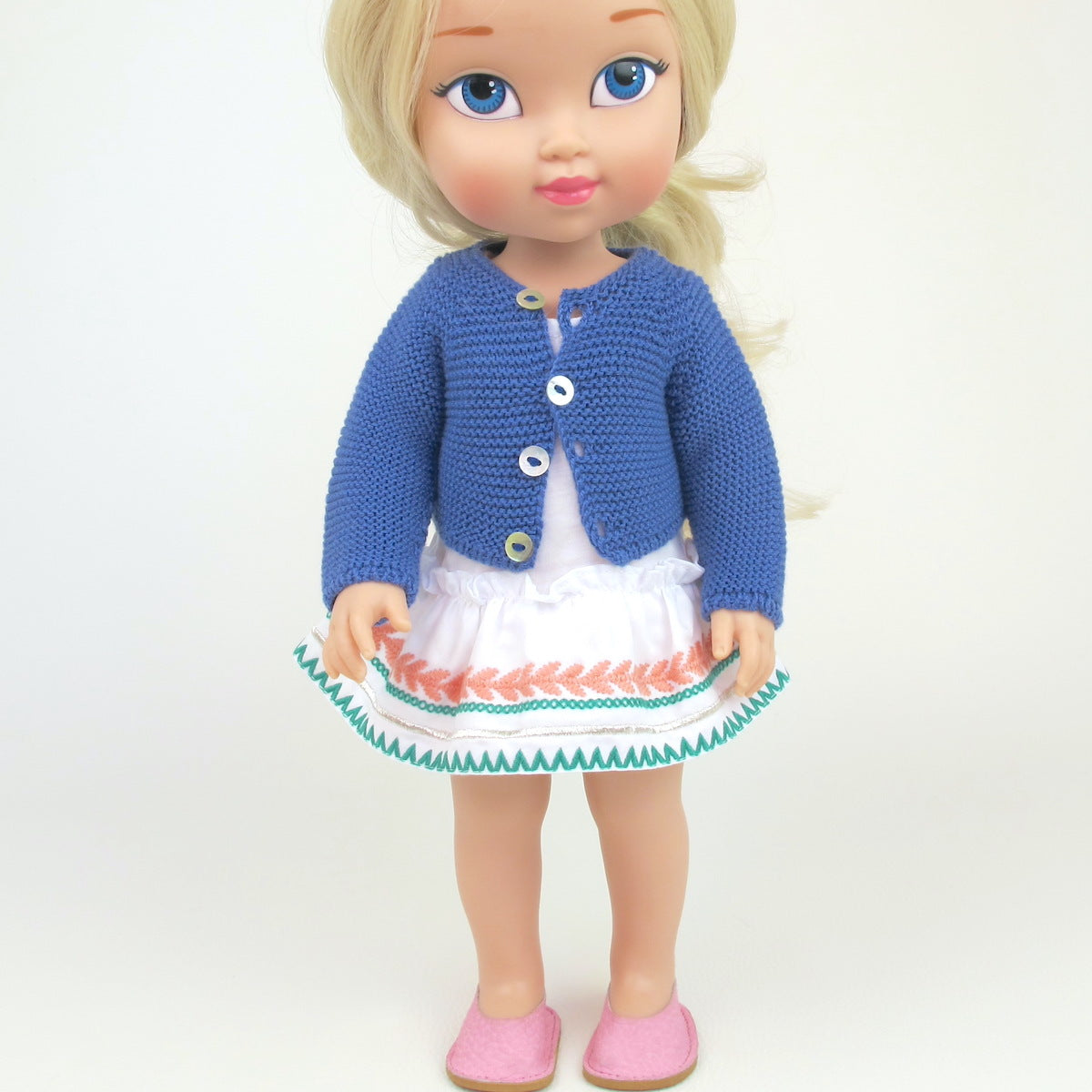 Vestido bordado étino verano  –  Muñeca