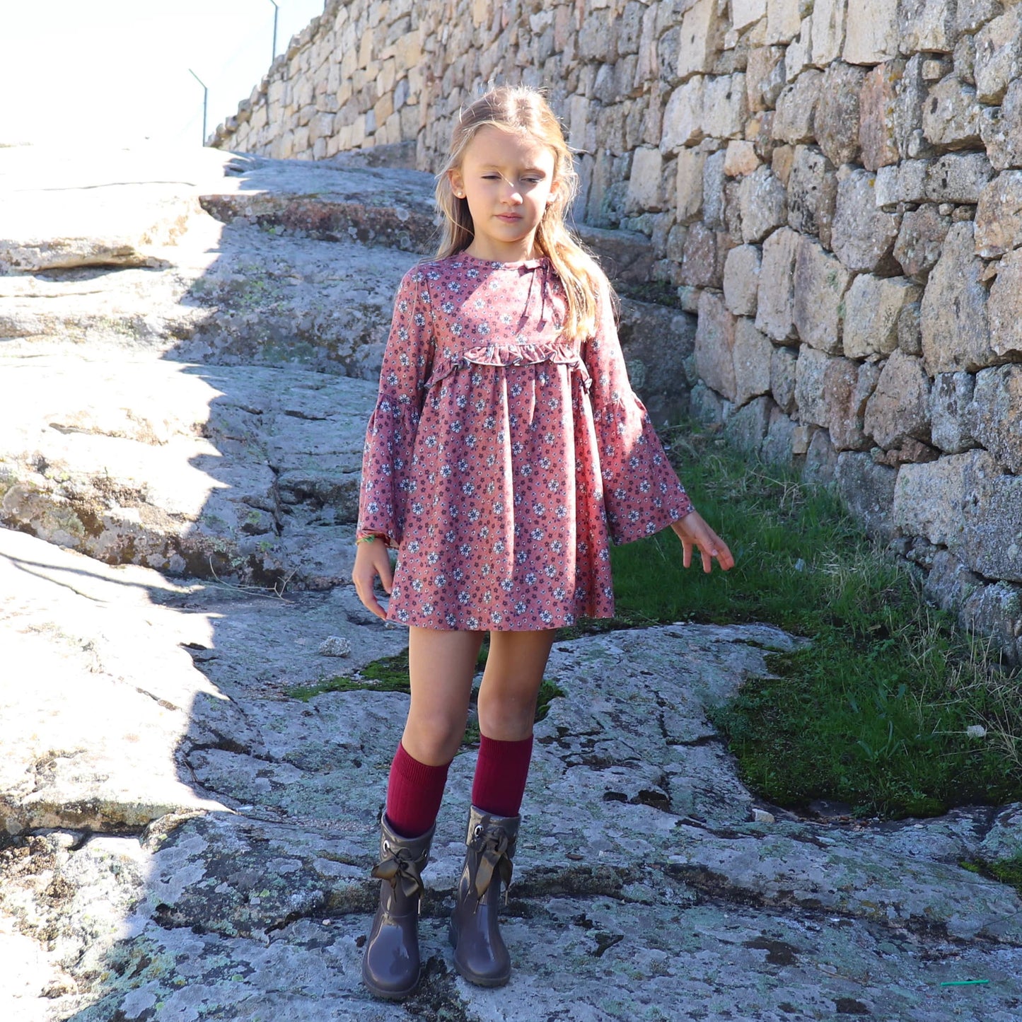 Folk girl dress