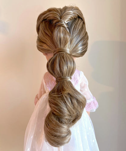 Coque baixo glamour - penteado de boneca