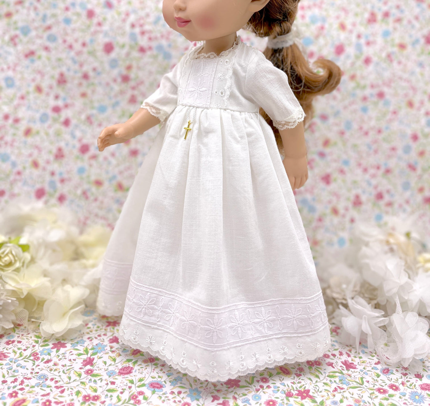 Muñeca de comunión personalizada con vestido Chloe Lino