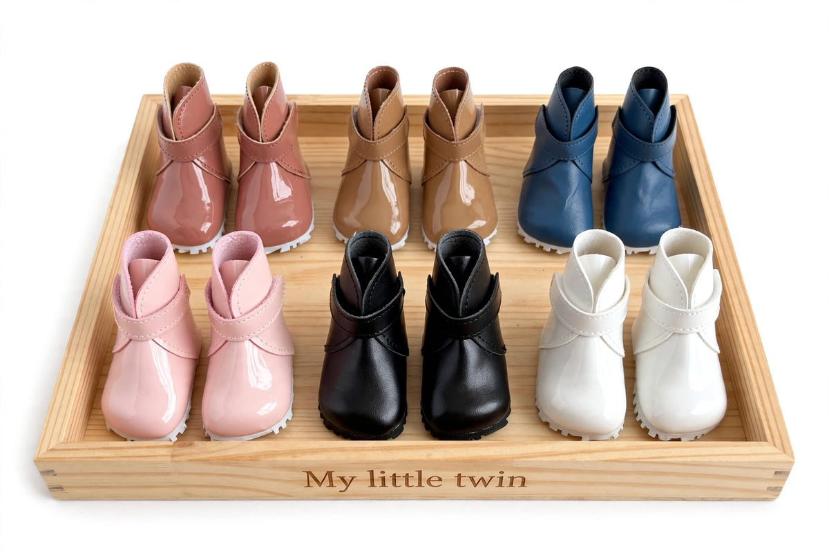 Botas katiuskas de muñeca en 6 bonitos colores de la colección de My little twin