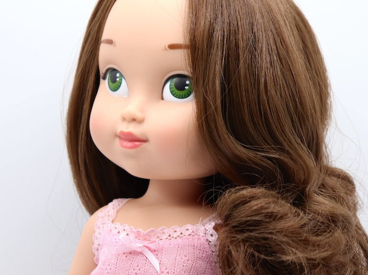 Muñeca personalizada morena y ojos verdes