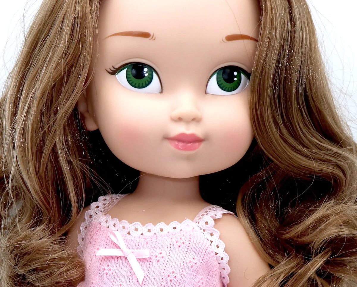 Muñeca personalizada Daniela con pelo rubio oscuro ondulado y ojos verdes grandes con ropa interior y zapatos rosa - My Little Twin