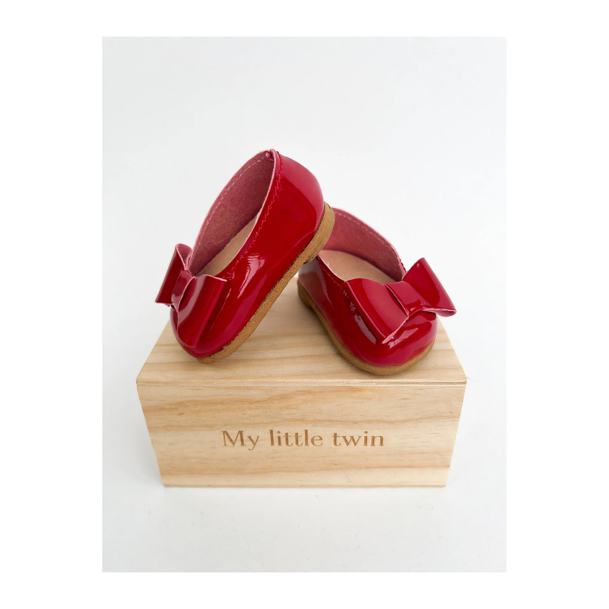 Ballerina patent leather bow – Doll