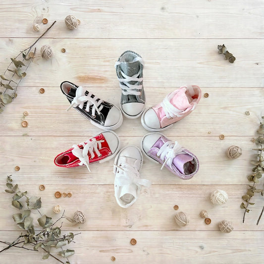 Botita deportiva con cordones – Muñeca